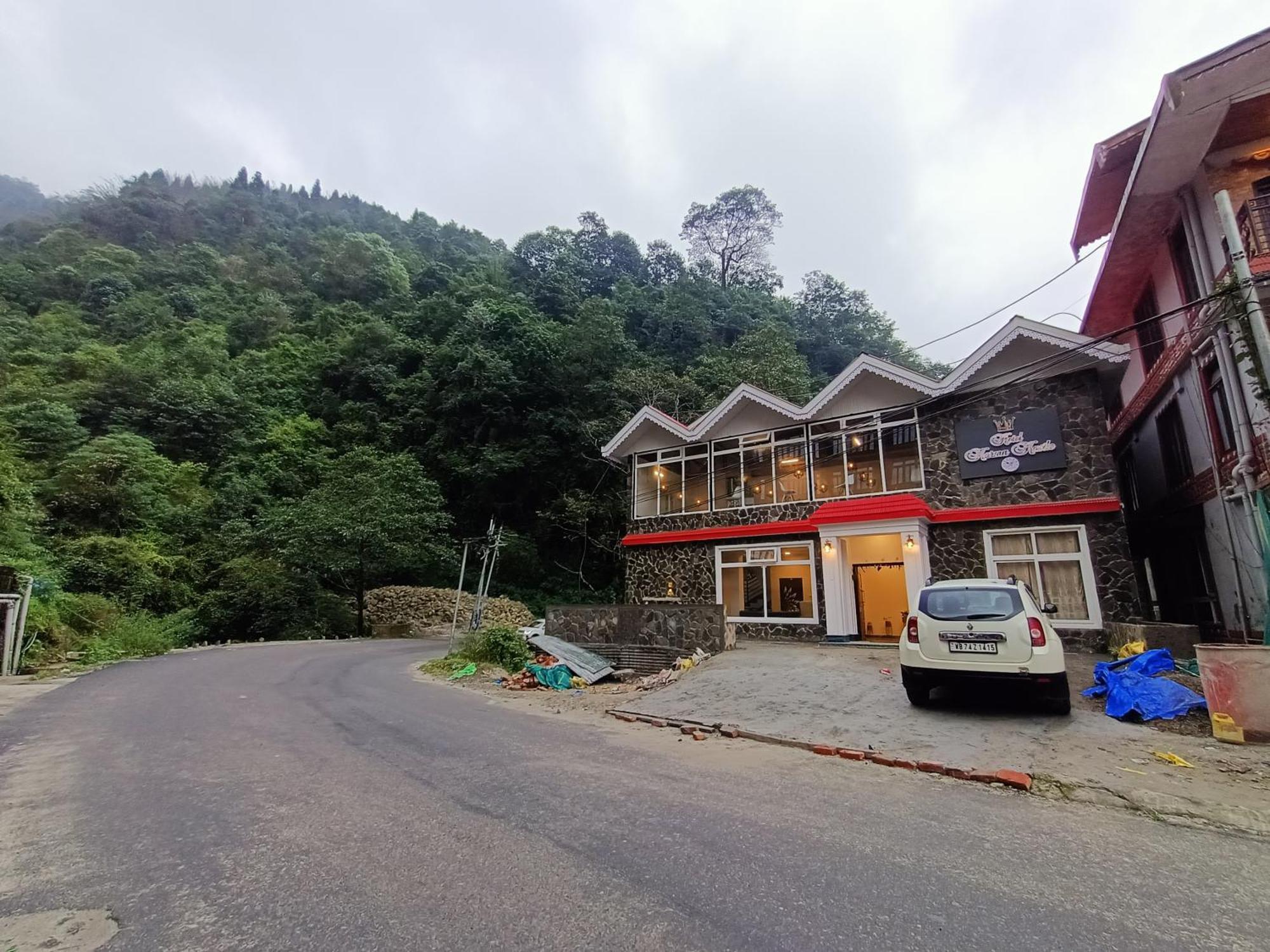 Hotel Karma Kastle Gangtok Esterno foto